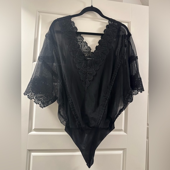 Bodysuit/Blouse - Picture 1 of 2